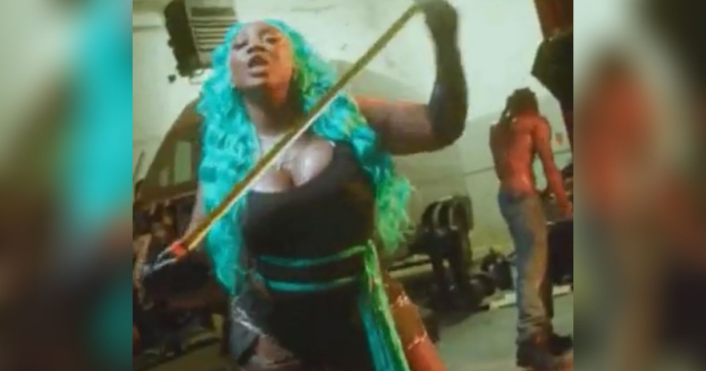 Measuring up: Spice breaks internet with uncut"Inches" preview